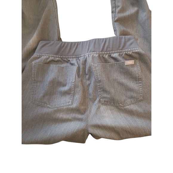 Figs Gray Po 2107 Zamora Jogger Scrubs with Teal Blue Drawstring - Picture 2 of 3